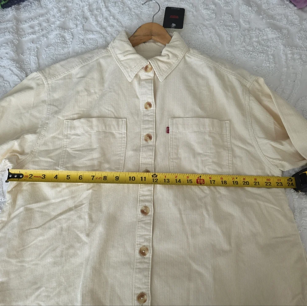 Levi's Corduroy Jacket Shacket Relaxed Fit Womens Size L Cream NWT Western Chic